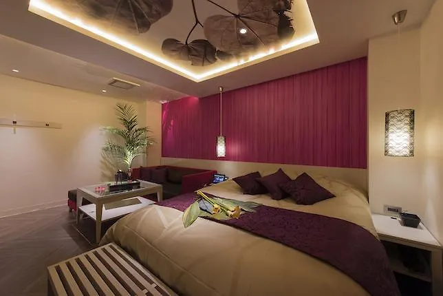 Romantiskt hotell In The Green Hakodate (Adults Only)